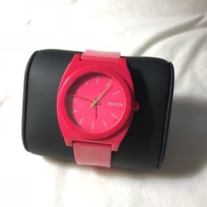 Nixon The Time Teller Watch